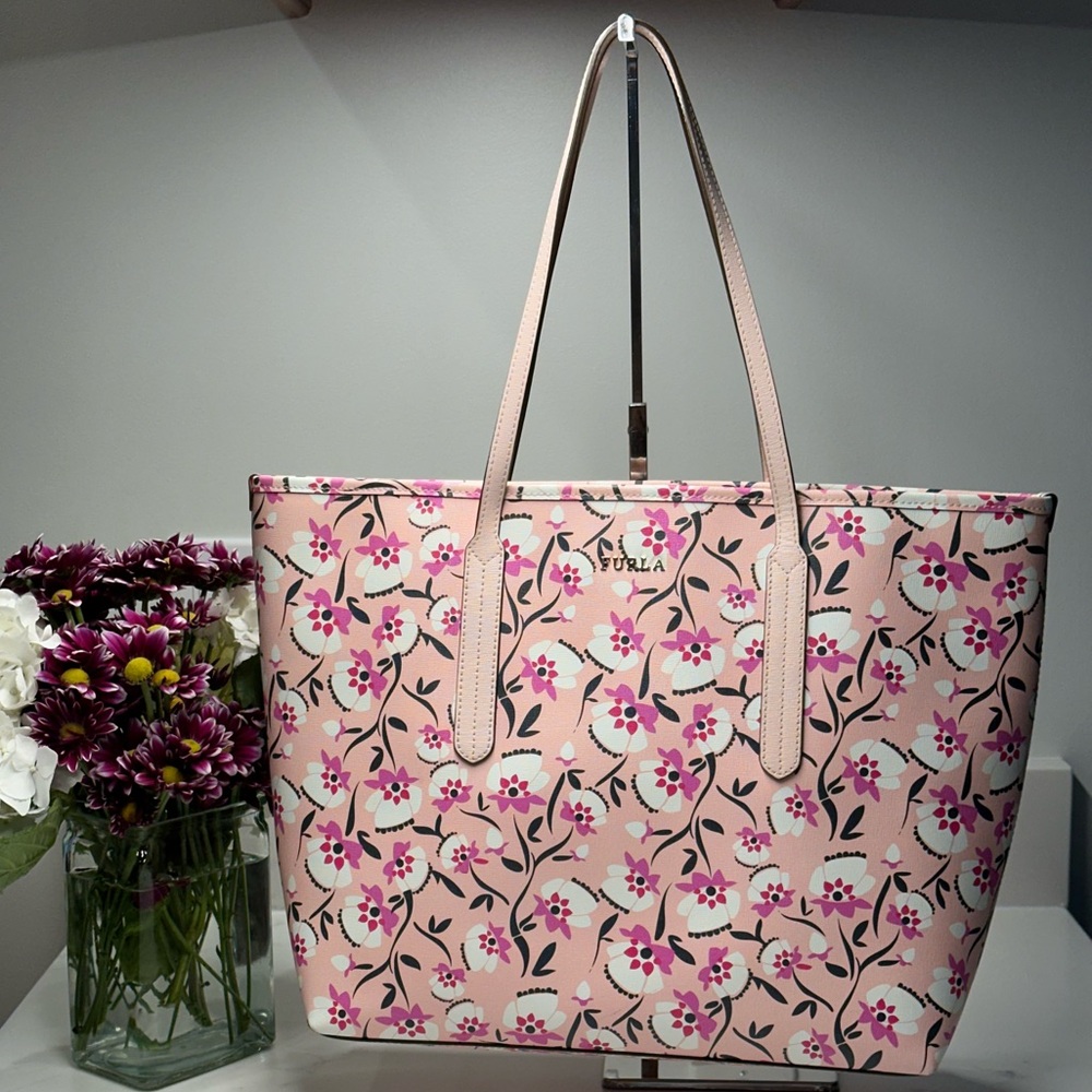 💗Furla Pink and White Floral Print Tote Shoulder Bag NWOT!